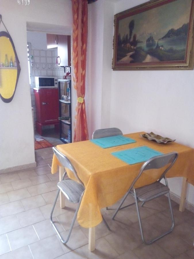 Al Mare, Al Sole, Si', Ma Nella Casa Del Minatore Буджерру Екстер'єр фото