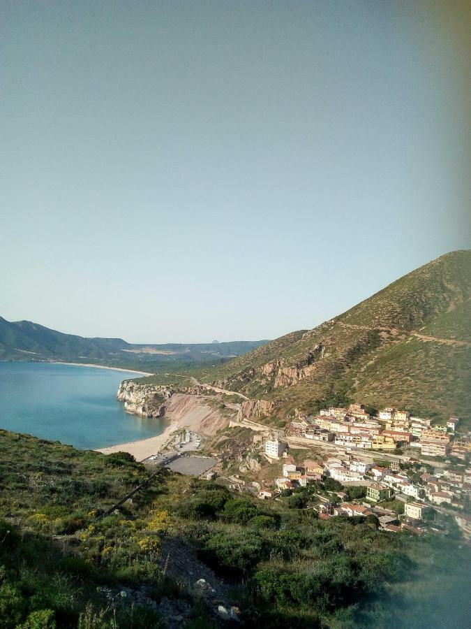 Al Mare, Al Sole, Si', Ma Nella Casa Del Minatore Буджерру Екстер'єр фото